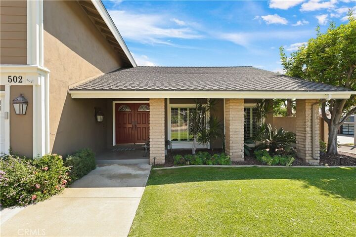 Property Photo:  502 Six Nations Avenue  CA 92870 