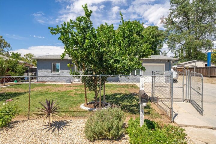 Property Photo: 34988 Acacia Avenue CA 92399