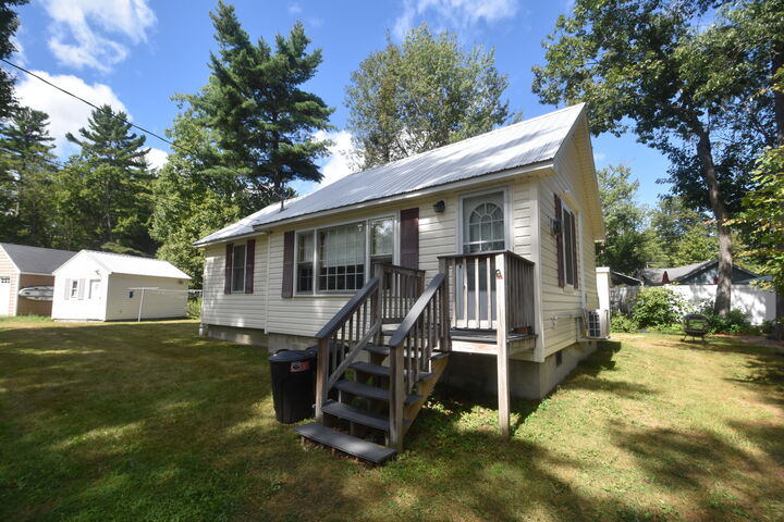 Property Photo: 4 Sarah Lane ME 04084