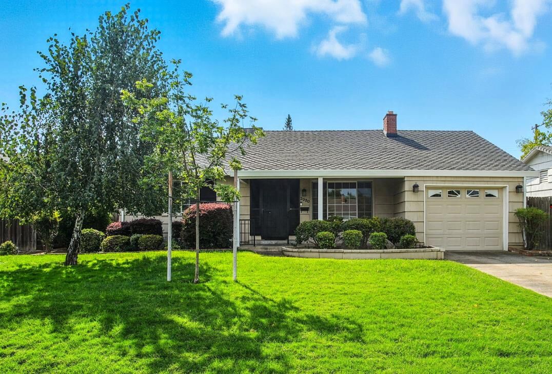 Property Photo: 3320 Saint Mathews Drive CA 95821