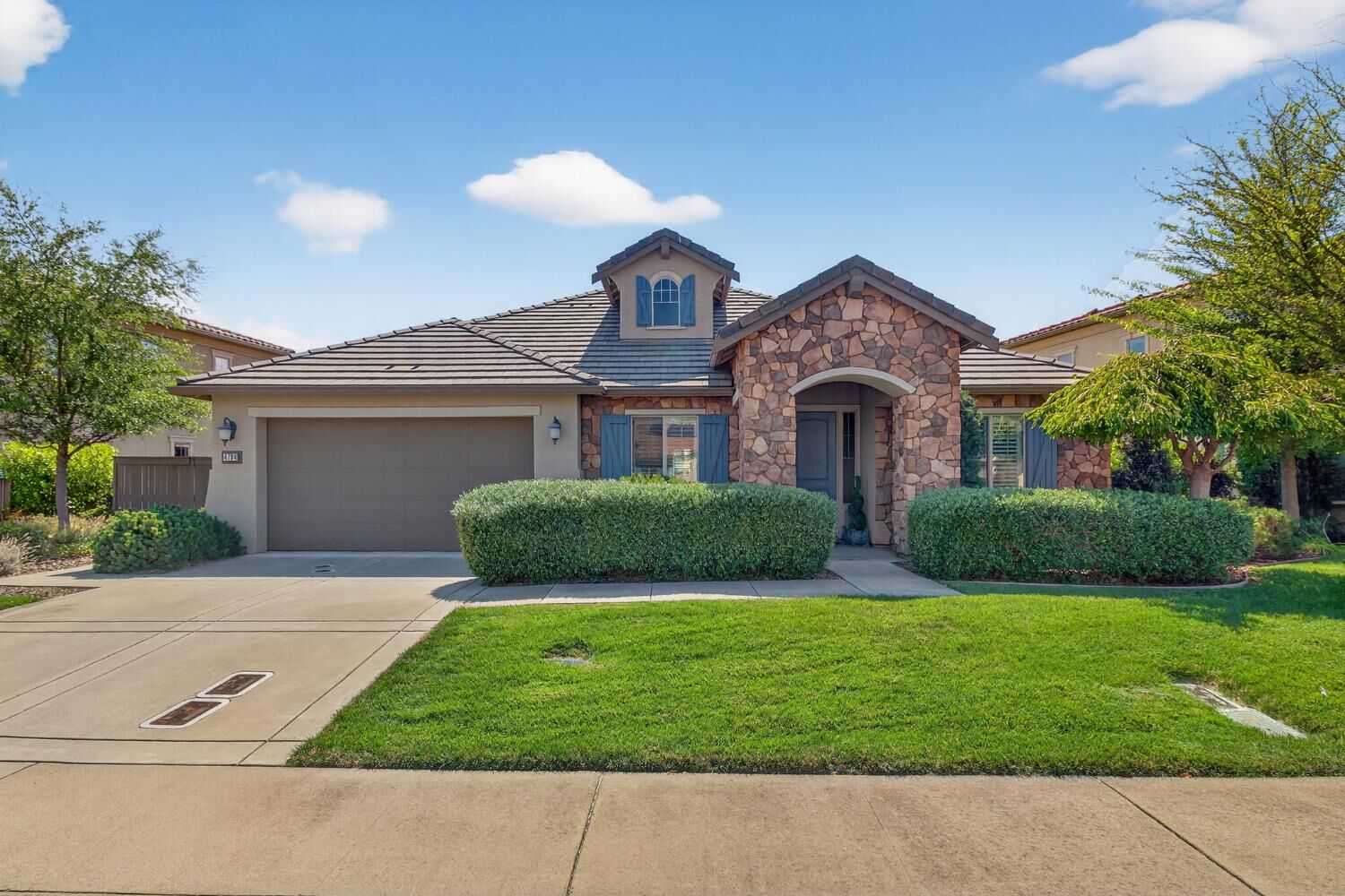 Property Photo: 4734 El Greco Way CA 95762