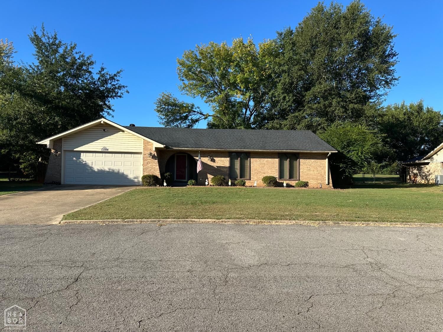 Property Photo:  1128 Eastwood  AR 72927