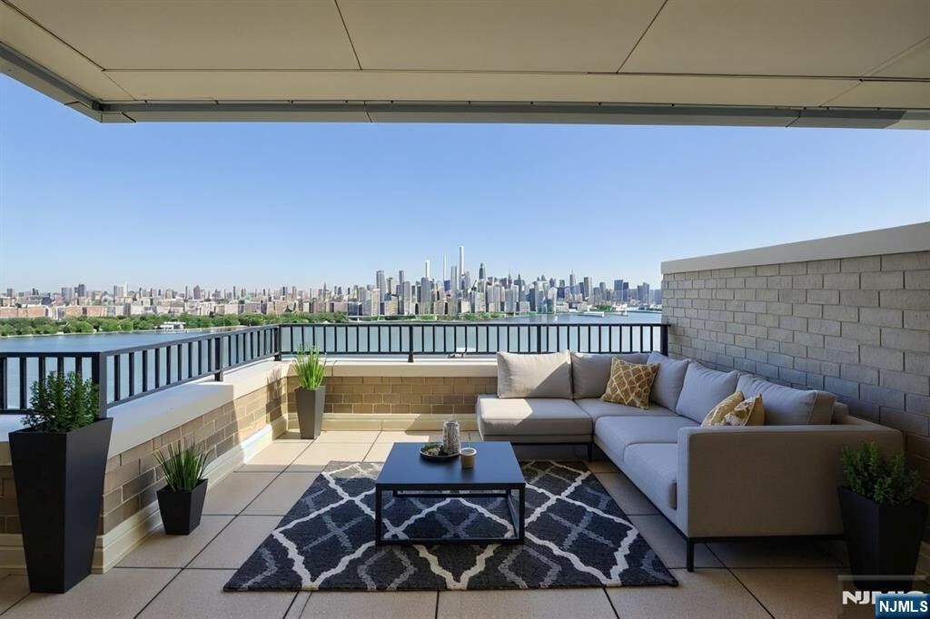 Property Photo: 7002 Boulevard East 43B NJ 07093
