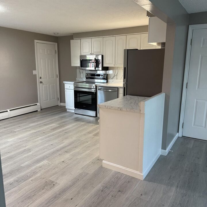 Property Photo: 50 N Main Street NH 03073