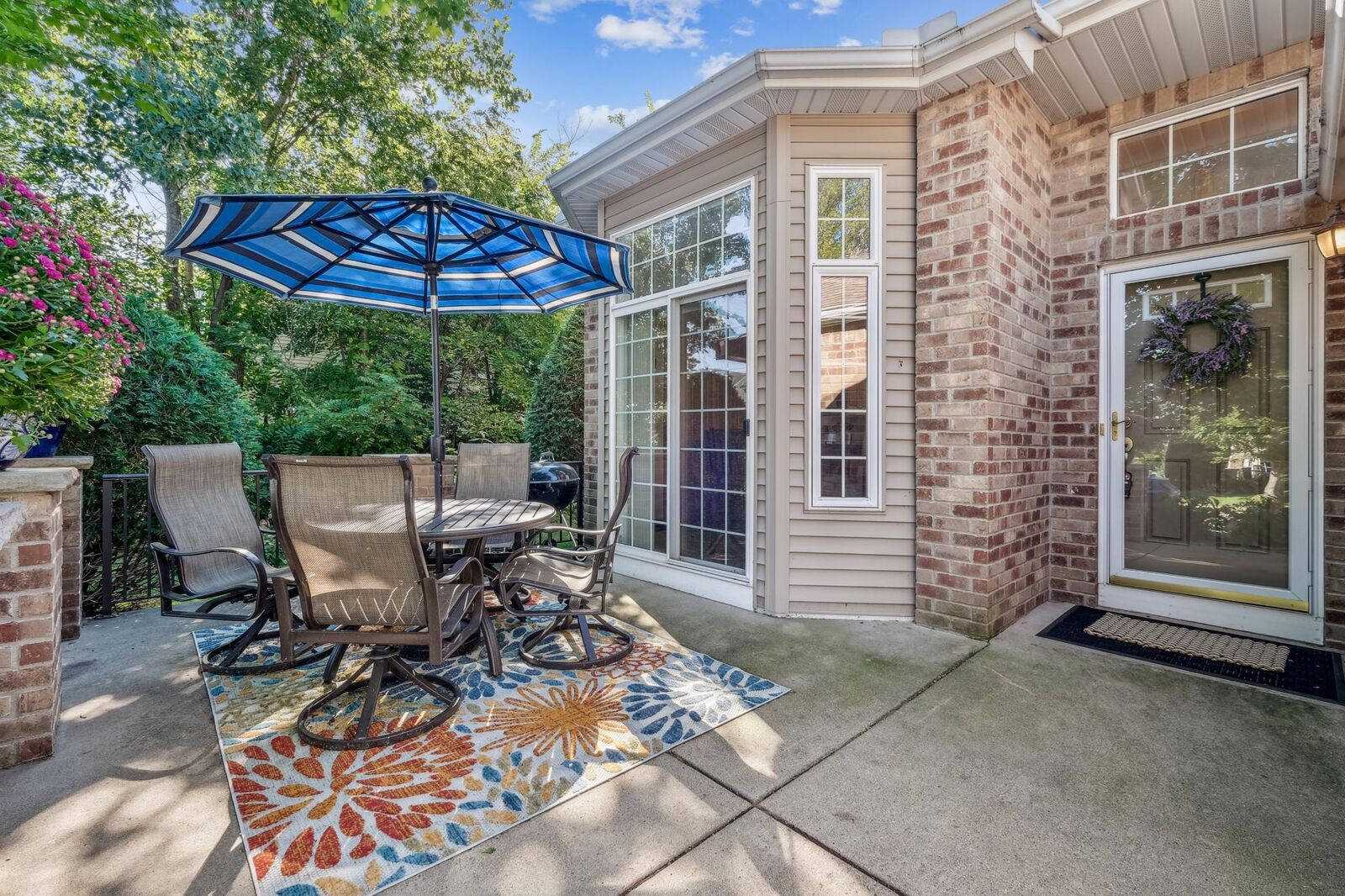 Property Photo: 13186 Meadow Lane MN 55378
