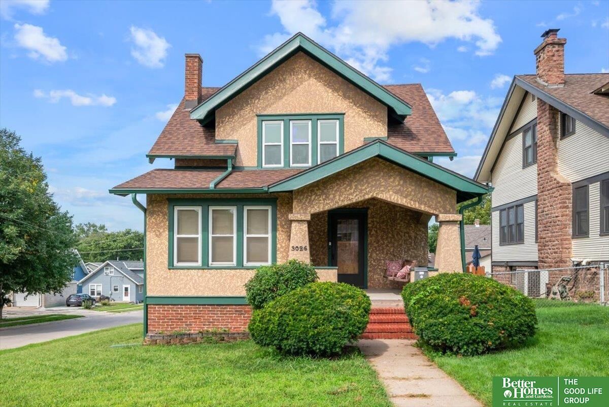 Property Photo: 3026 S 33 Street NE 68105
