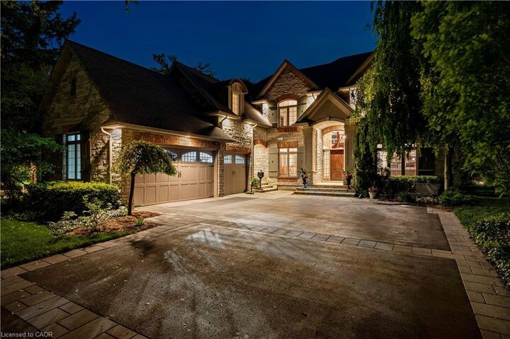 Property Photo: 290 Shoreacres Road ON L7L 2H4