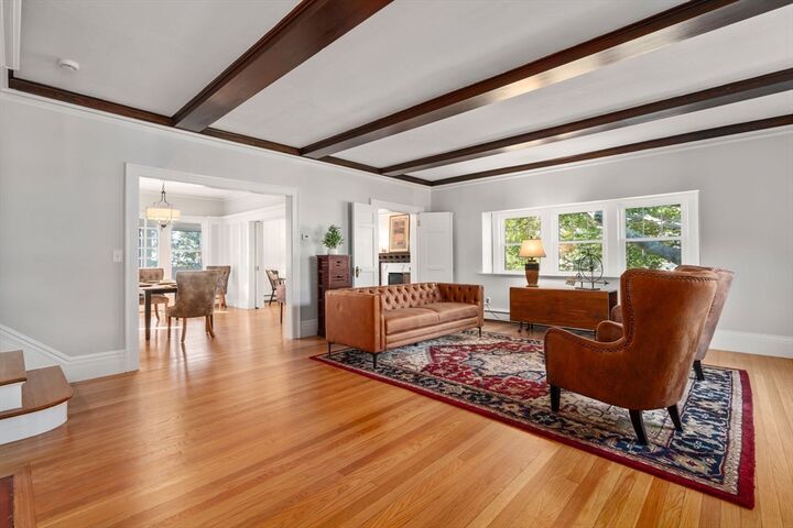 Property Photo: 37 Kenwood Ave MA 01605