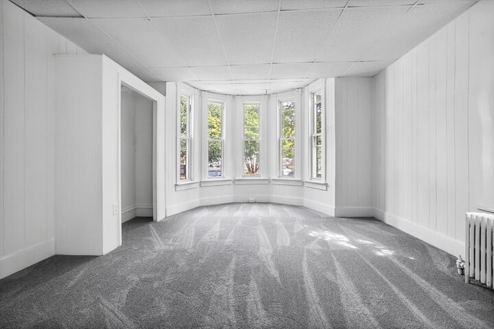 Property Photo: 62 W 6th Street MA 01850