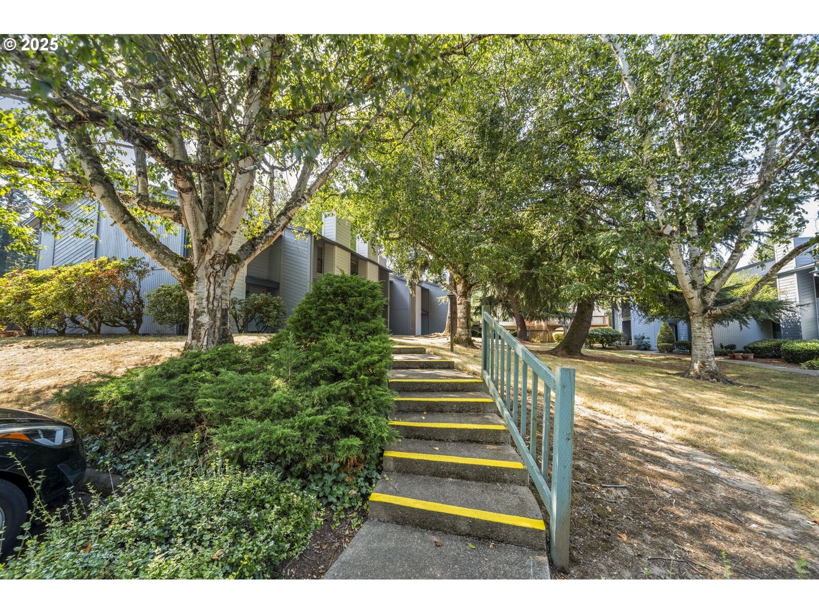 Property Photo: 7945 SW Fanno Creek Dr 3 OR 97224