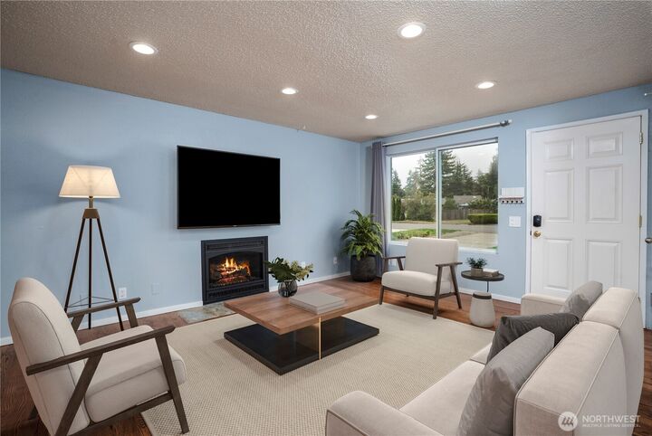 Property Photo:  30117  3rd Place SW  WA 98023 