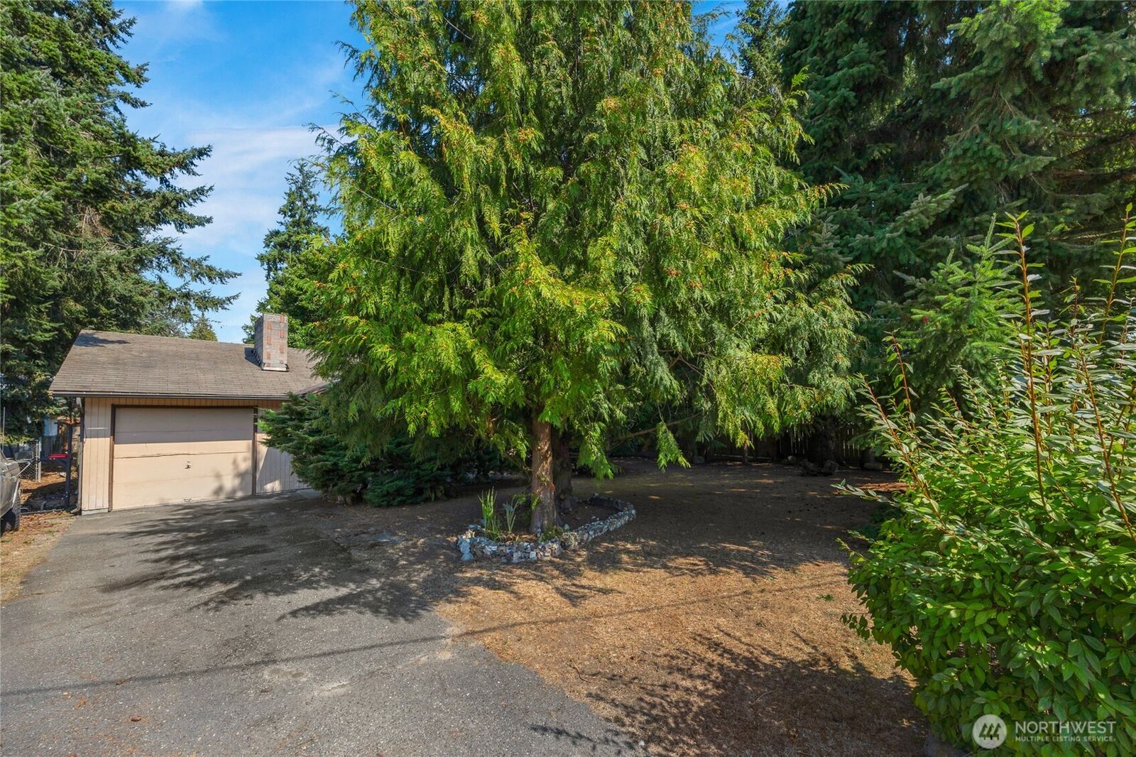 Property Photo: 5029 164th Street SW WA 98026