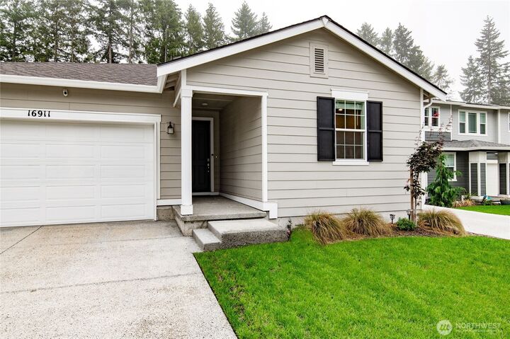 Property Photo:  16911  127th Avenue Ct E  WA 98374 