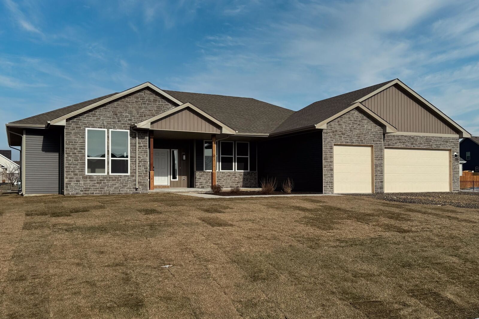 Property Photo:  653 Yosemite Avenue  IL 61073 