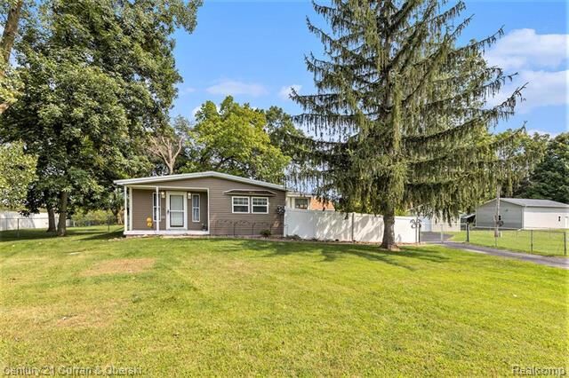 Property Photo:  10228 Rexford Road  MI 49240 