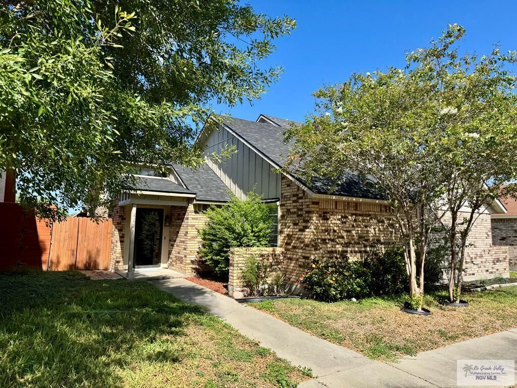 Property Photo: 2129 Shadowbrook Cir TX 78550