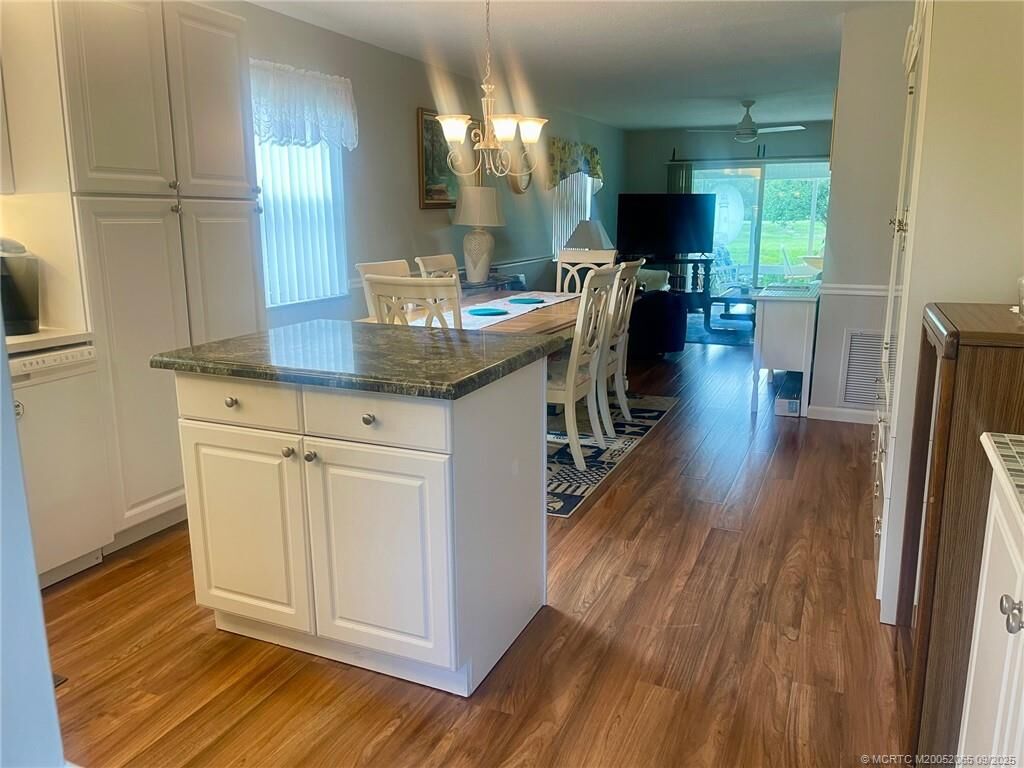 Property Photo:  1225 NW 21st Street 2802  FL 34994 