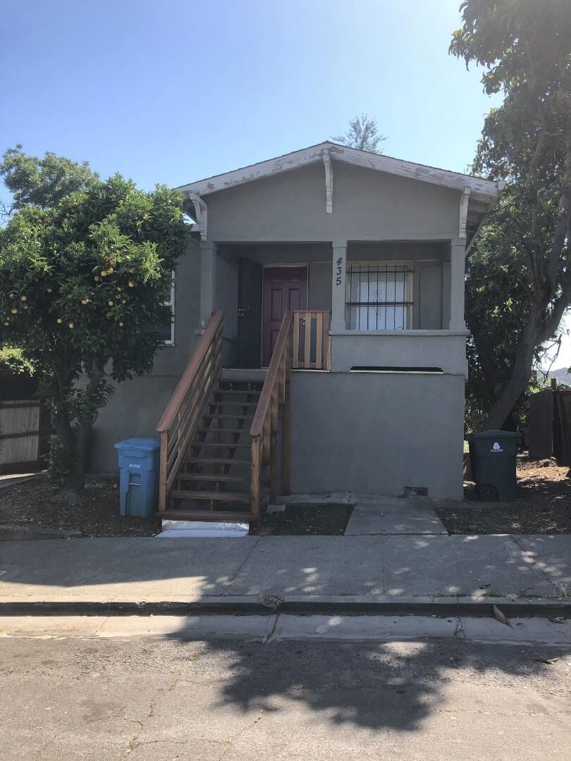 Property Photo:  435 Grant Street  CA 94590 