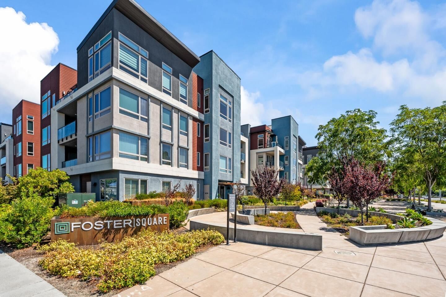 Property Photo: 718 Eppleton Lane 303 CA 94404