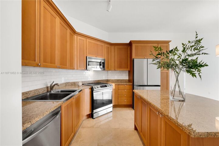 Property Photo:  55 Merrick Way 818  FL 33134 
