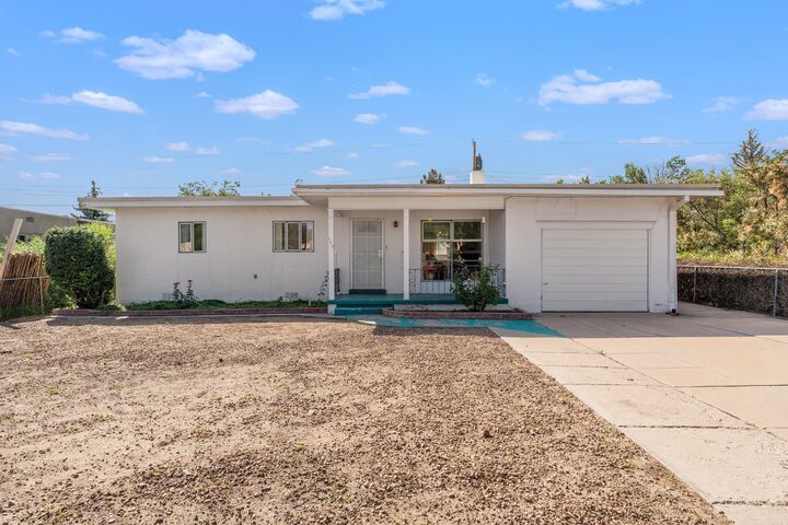 Property Photo: 140 Rio Seco Street NM 87501