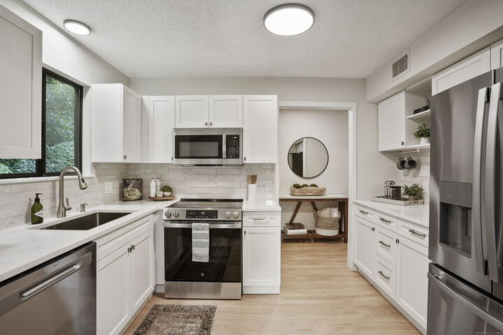 Property Photo:  1034 Heritage Village B  CT 06488 