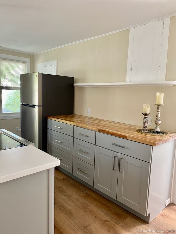 Property Photo: 831 Boston Post Road CT 06443