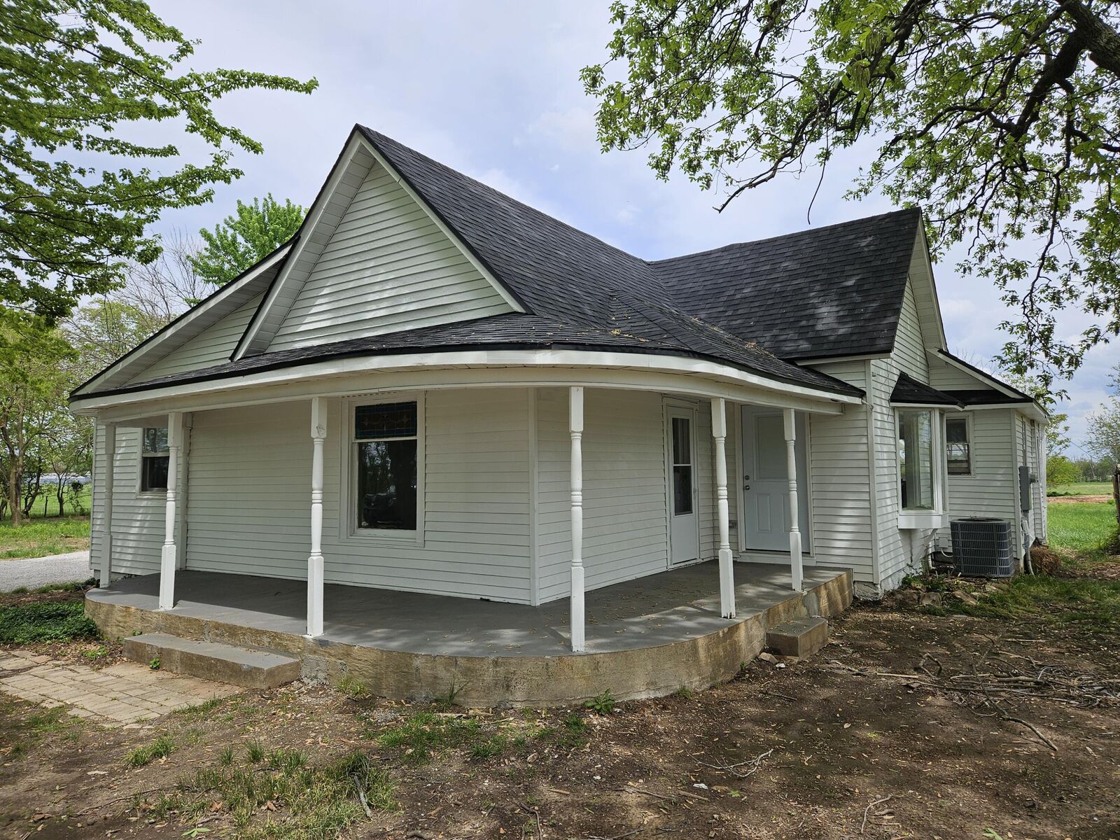 Property Photo: 2914 Lambeth Road MO 65705