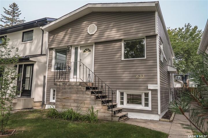 633 6th Street E  Saskatoon SK S7H 1C3 photo