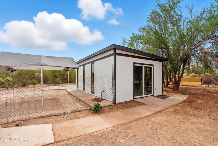 Property Photo: 10597 W Mars Road AZ 85743