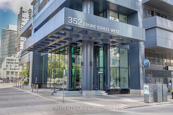Property Photo: 352 Front Street W 315 ON M5V 0K3