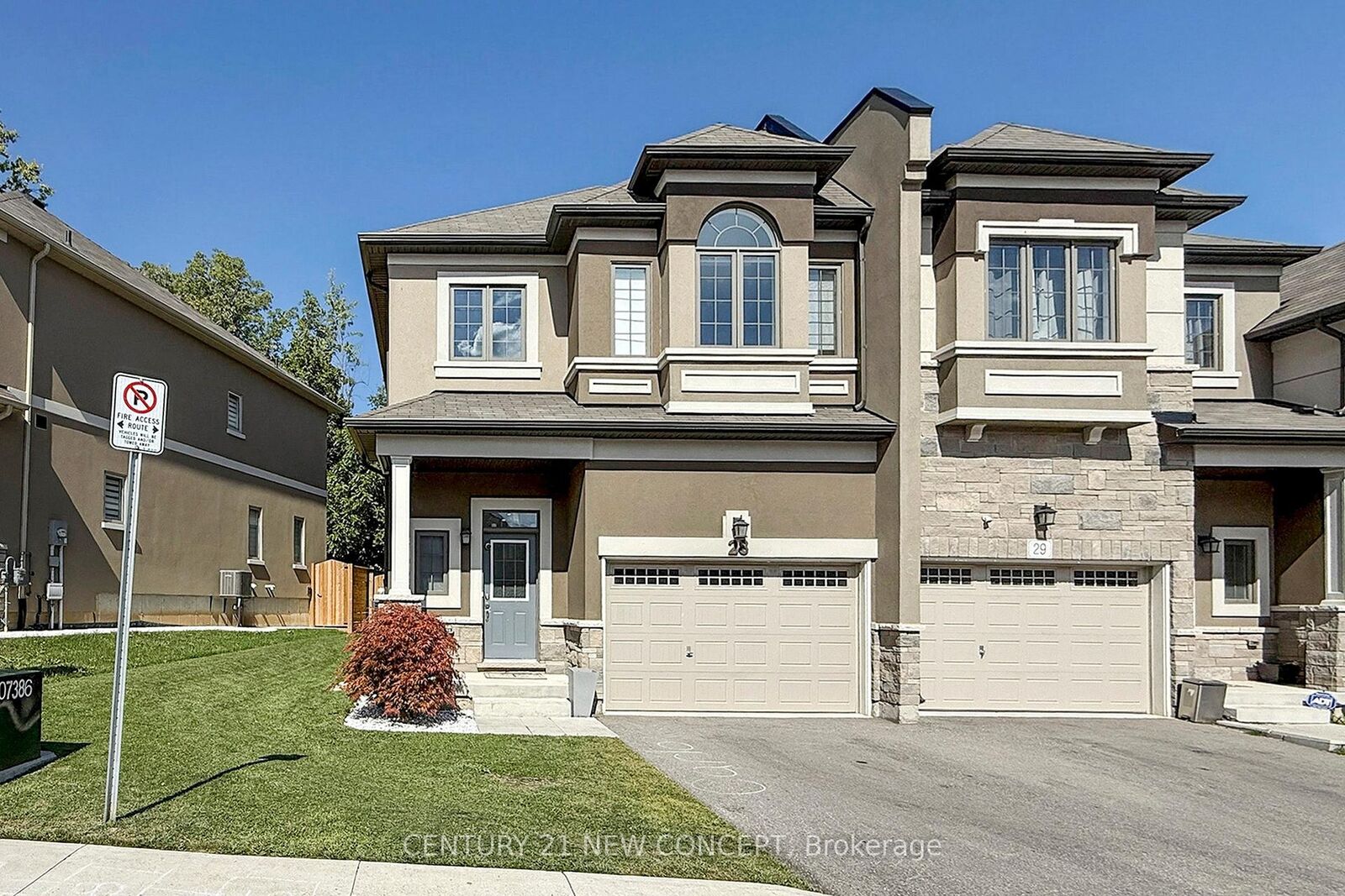 Property Photo:  515 Garner Road W 28  ON L9G 0H5 