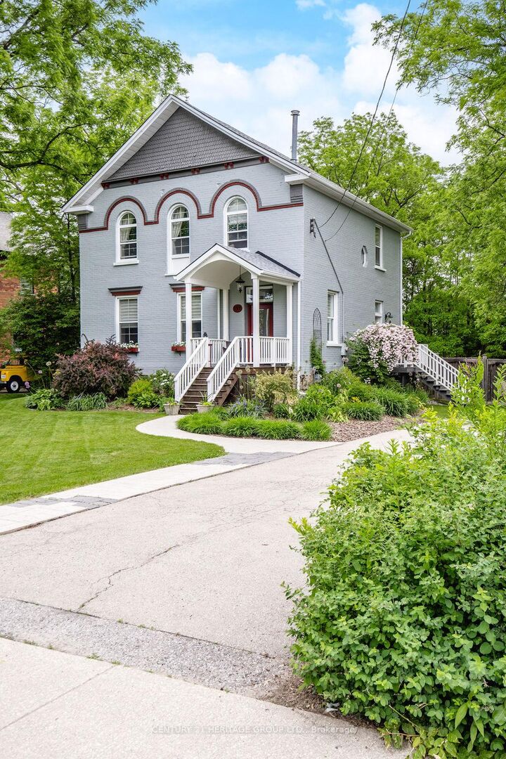 Property Photo:  157 Centre Street N  ON L0G 1A0 