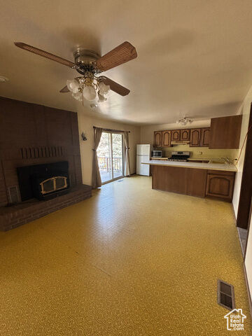 Property Photo: 556 S Standel Dr UT 84108