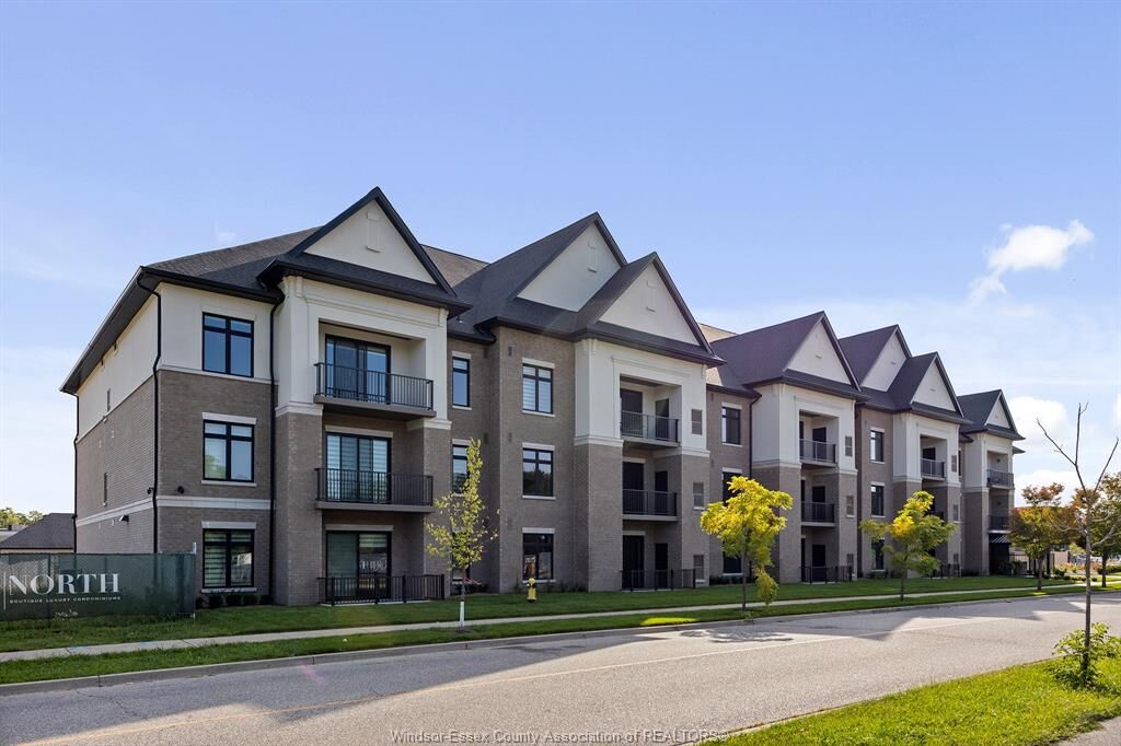 Property Photo:  1855 Wyoming 302  ON N9H 0C8 