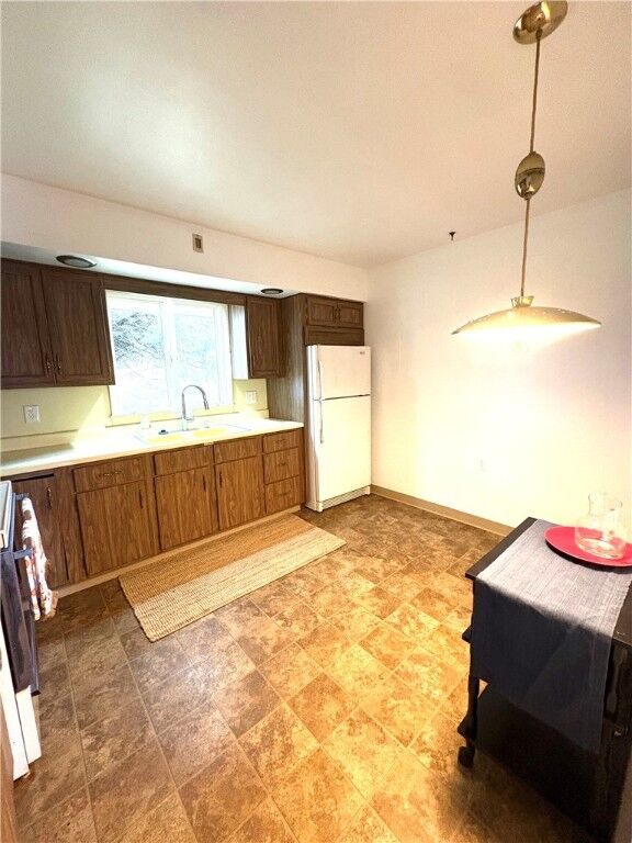 Property Photo: 627 Wayne Ave PA 15061