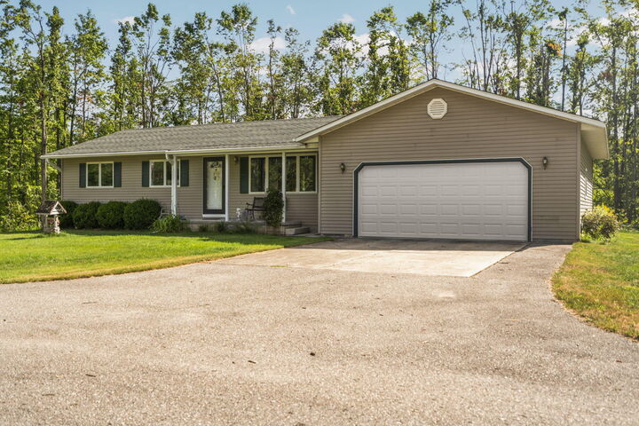 11183 Wolf Road  Johannesburg MI 49751 photo