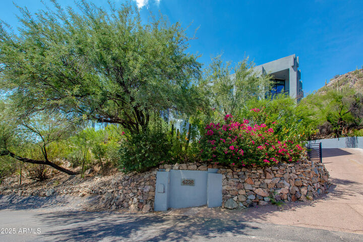 Property Photo:  4228 E Highlands Drive  AZ 85253 