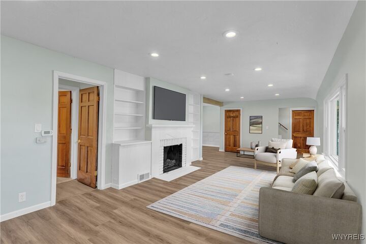Property Photo:  4420 Barton Road  NY 14031 