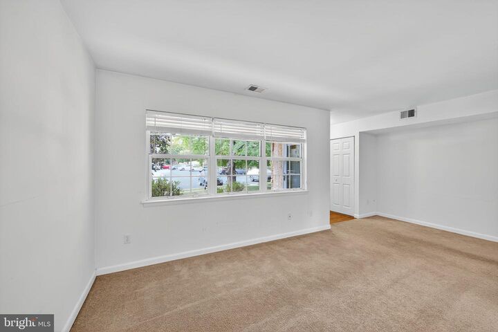 Property Photo: 414 Devon Court 481 PA 19335