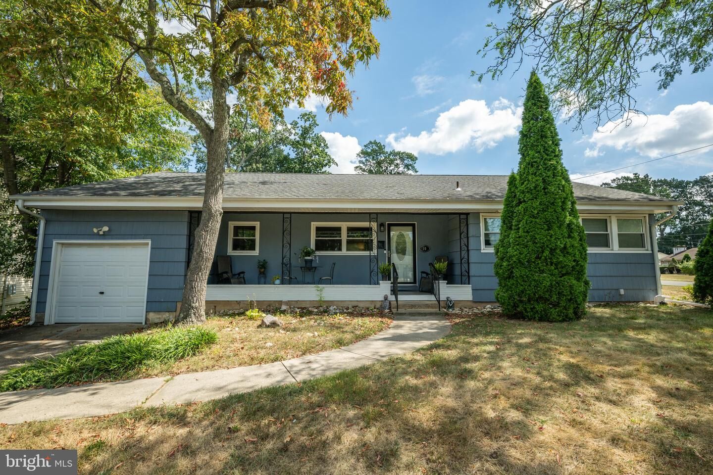 Property Photo:  10 Glen Mawr Drive  NJ 08618 