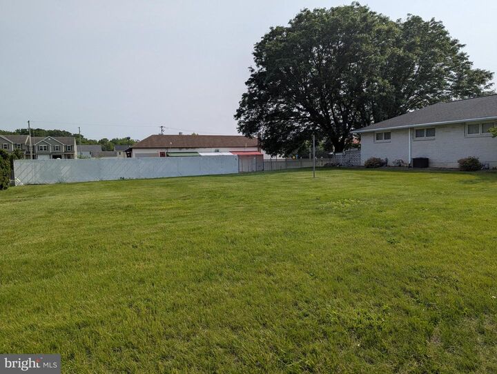 Property Photo:  1200 Mt Laurel Avenue  PA 19560 