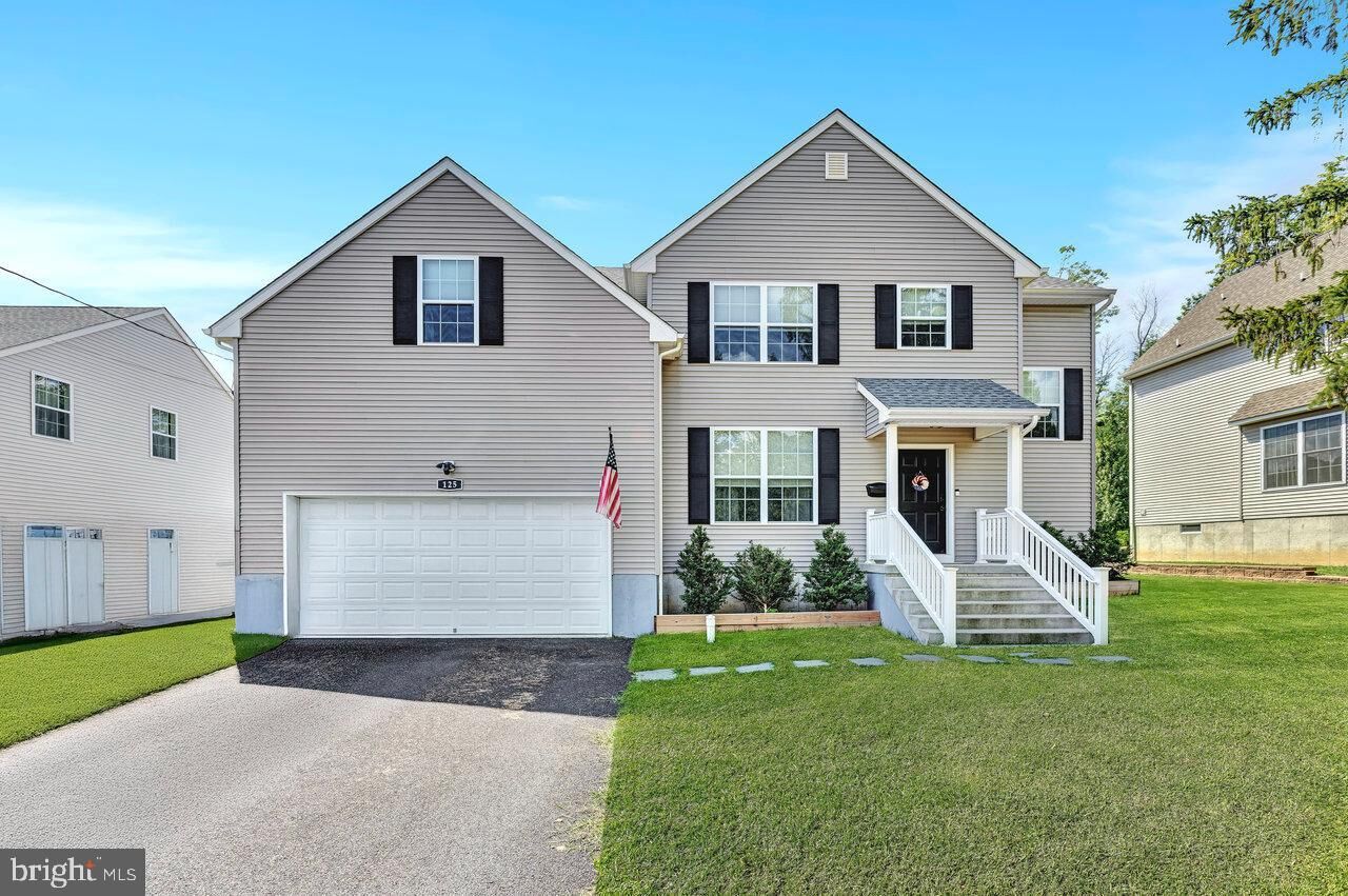 Property Photo: 125 Roxboro Road NJ 08648
