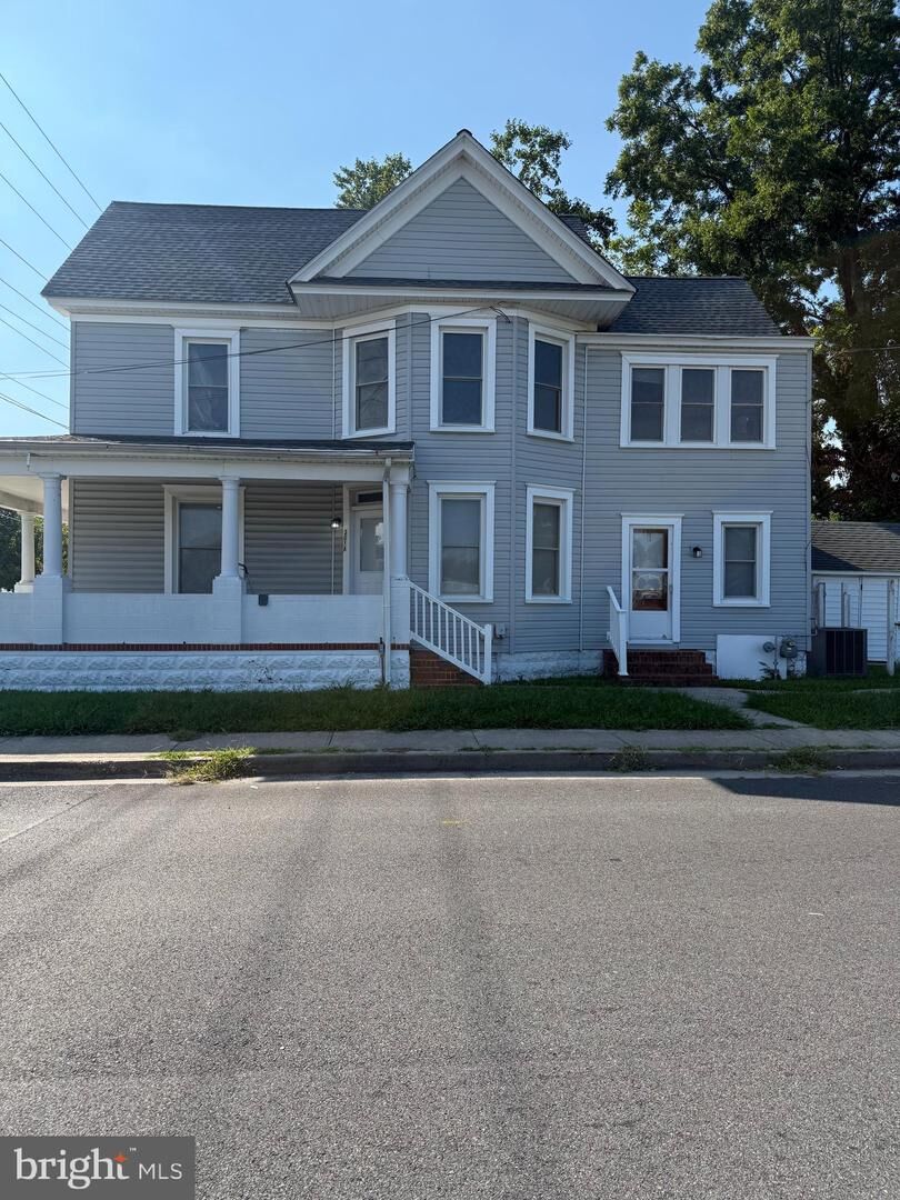 Property Photo: 301 Washington Street MD 21613