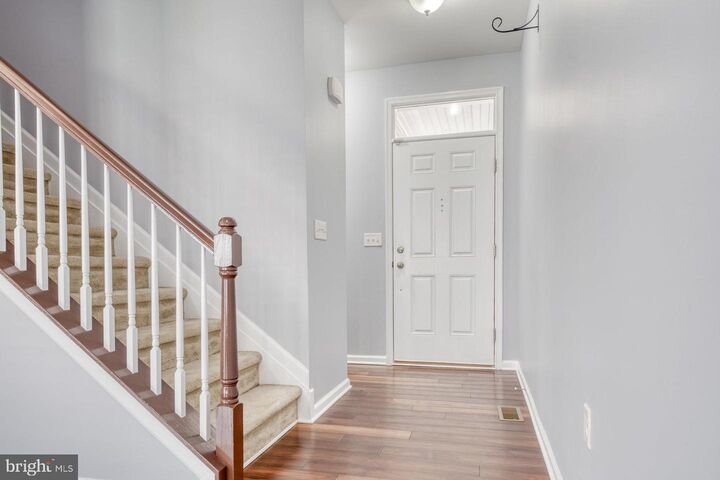 Property Photo:  82 Autumn Lane  NJ 08558 