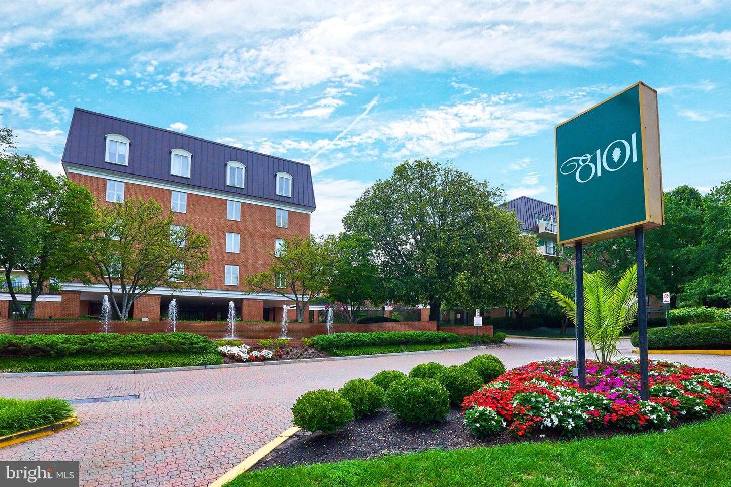 Property Photo: 8101 Connecticut Avenue N-508 MD 20815
