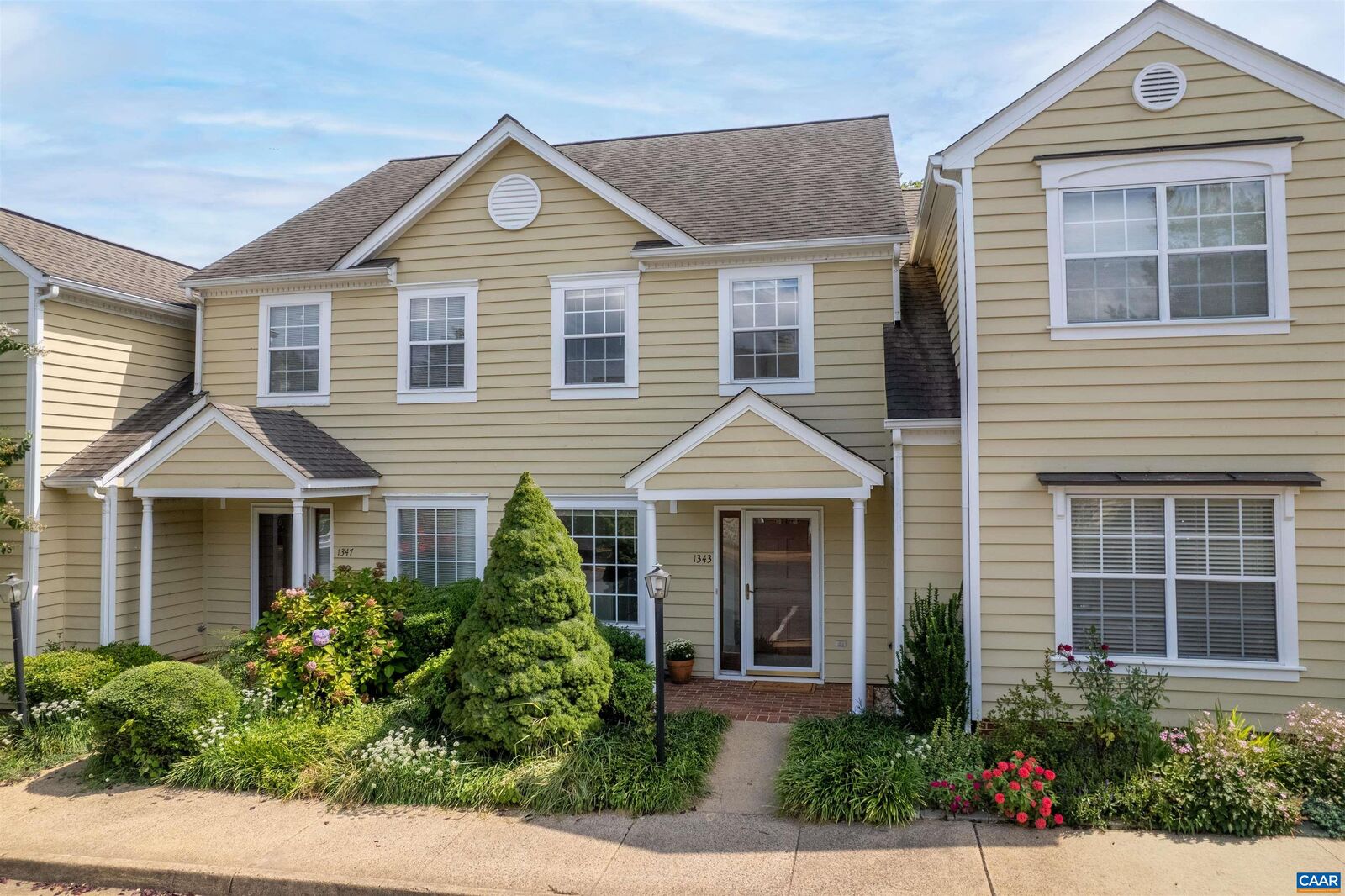 Property Photo: 1343 Le Parc Ter VA 22901