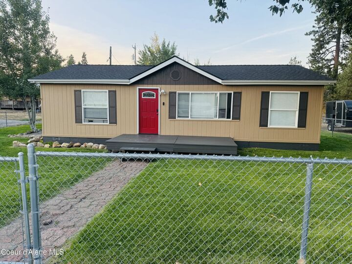 6163 W New Hampshire St  Spirit Lake ID 83869 photo