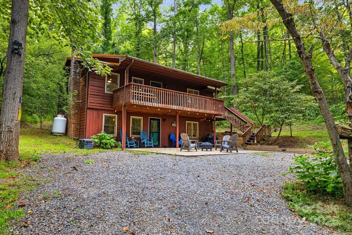 Property Photo:  196 Hamburg Mountain Road  NC 28787 