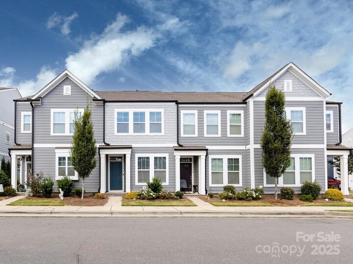 Property Photo:  334 Ladybird Lane  NC 28134 